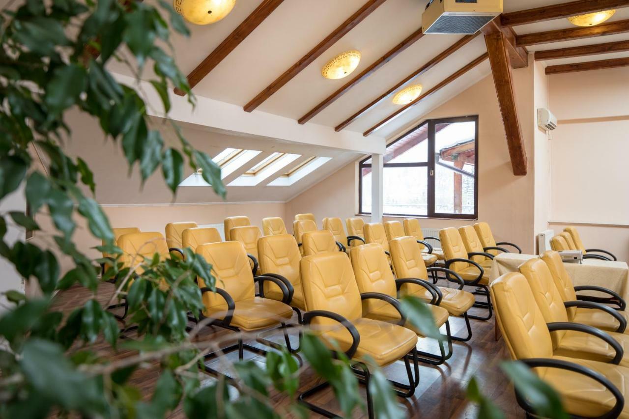 פרדיאל Hotel Rozmarin מראה חיצוני תמונה
