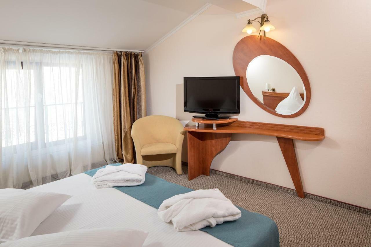 פרדיאל Hotel Rozmarin מראה חיצוני תמונה