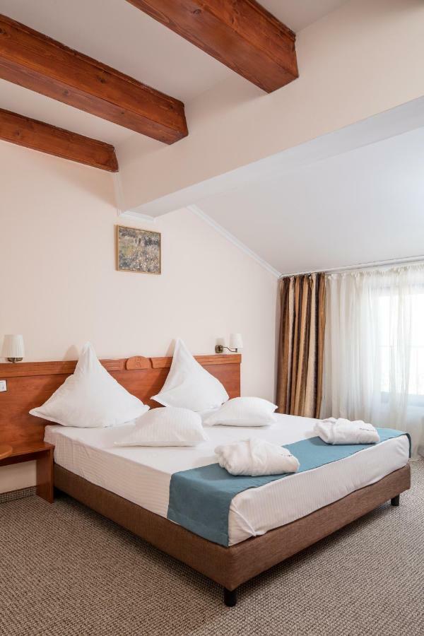 פרדיאל Hotel Rozmarin מראה חיצוני תמונה