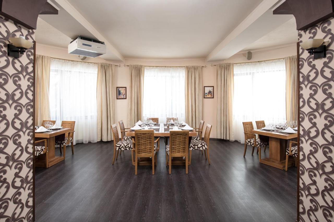 פרדיאל Hotel Rozmarin מראה חיצוני תמונה